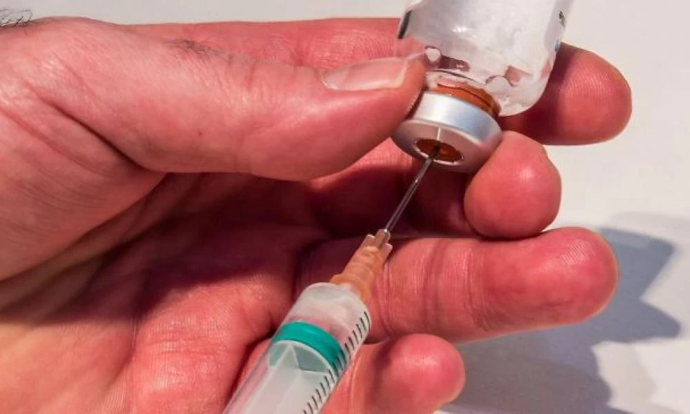 Εμβόλιο Covid-19: Συμμαχία για να είναι έτοιμες 2 δισεκατομμύρια δόσεις έως το 2021